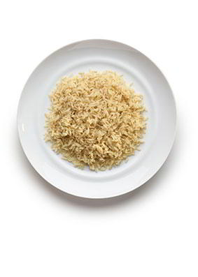 7-12 años: Arroz, cuscús o quínoa 10 cucharadas soperas en cocido. 50-60 gramos en crudo