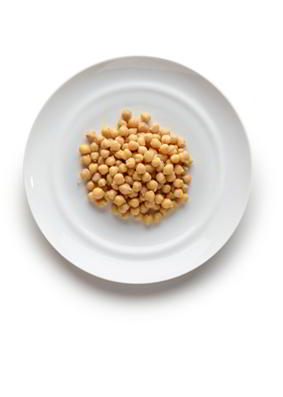 Legumbres 5-10 cucharadas soperas en cocido. 30-60 gramos en crudo