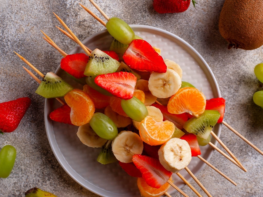 Brochetas de frutas